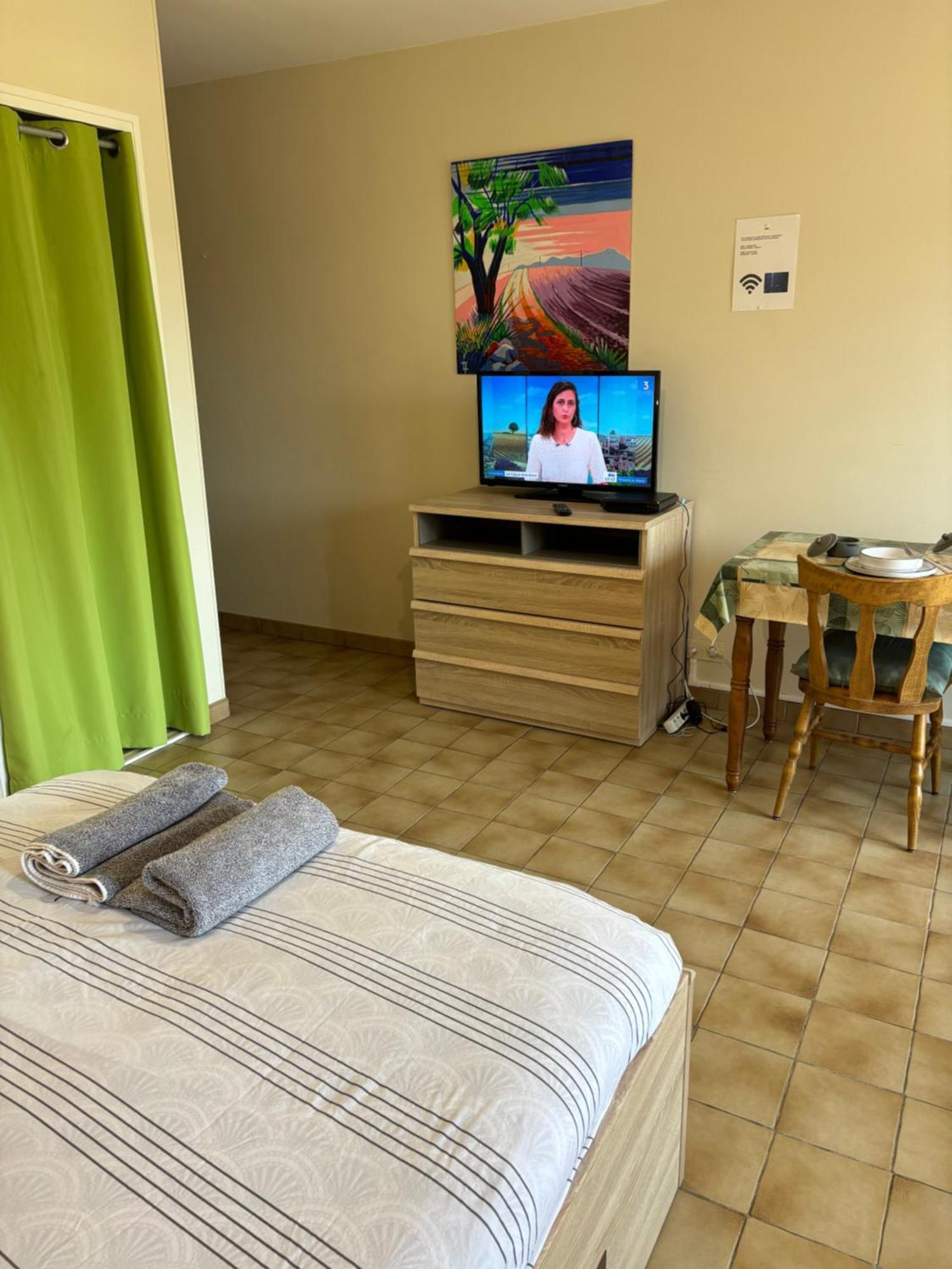 Appartement - Les Jardins De Cybele - Gréoux-les-Bains Esterno foto